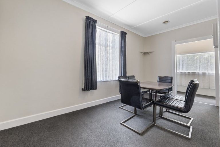 Photo of property in 241 High Street, Eltham, 4322