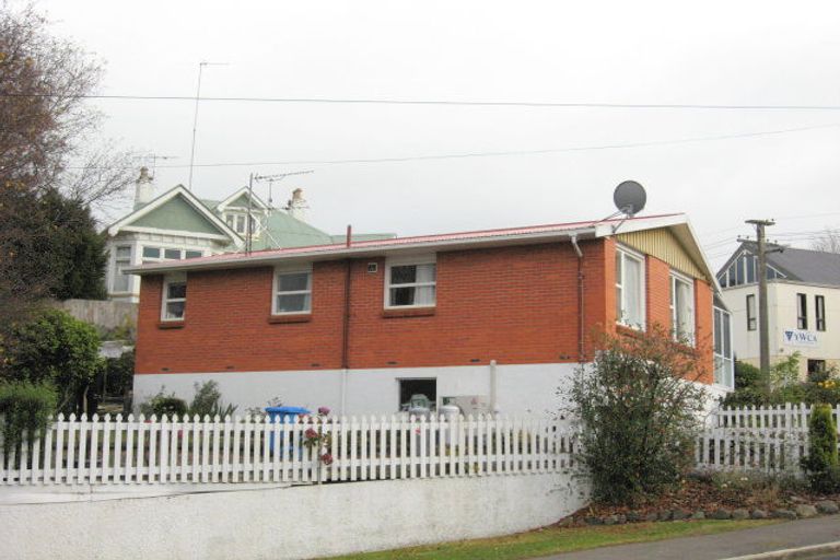 Photo of property in 42 Glenpark Avenue, Mornington, Dunedin, 9011