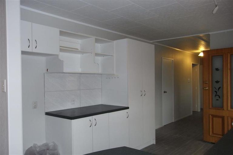 Photo of property in 14 Cairngorm Place, Highland Park, Auckland, 2010