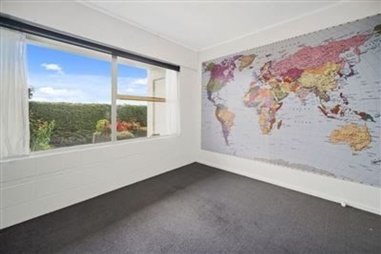 Photo of property in 13 Katui Street, Castor Bay, Auckland, 0620