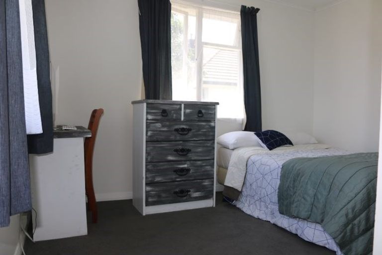 Photo of property in 112 Limbrick Street, Terrace End, Palmerston North, 4410
