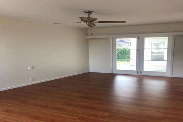 Photo of property in 111 Nile Road, Milford, Auckland, 0620