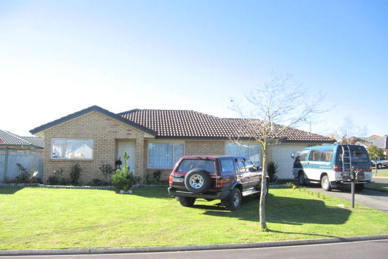 Photo of property in 6 Ashland Place, Weymouth, Auckland, 2103