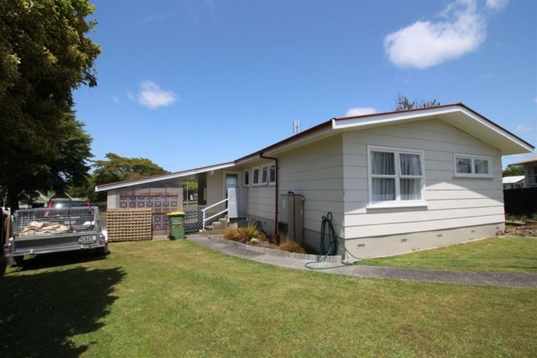 Photo of property in 2 Waipuna Place, Tokoroa, 3420