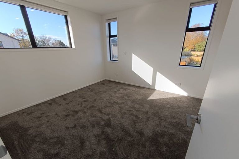 Photo of property in 1/6 Matata Place, Dallington, Christchurch, 8061