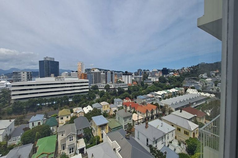 Photo of property in 31/125 Grant Road, Thorndon, Wellington, 6011