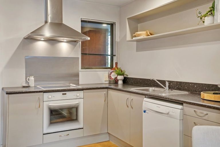 Photo of property in 16c Defoe Place, Waltham, Christchurch, 8023