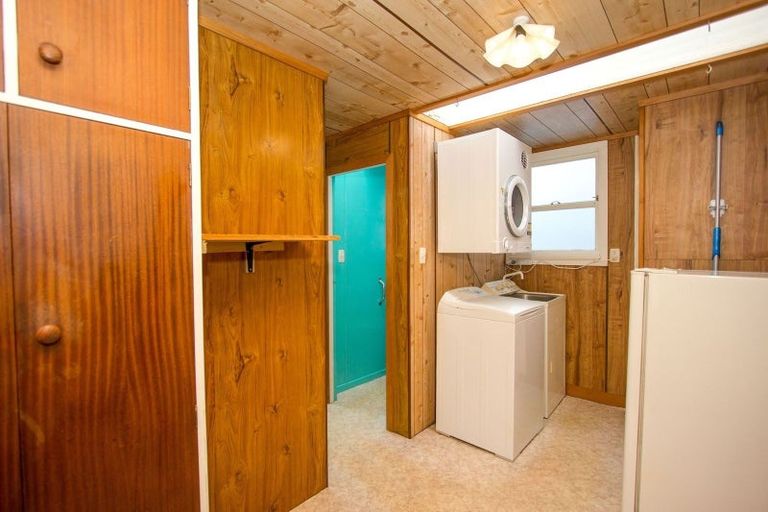 Photo of property in 28 Luxford Street, Berhampore, Wellington, 6023