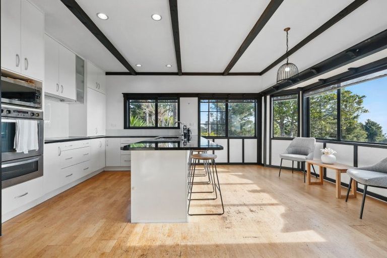 Photo of property in 1052 Cove Road, Langs Beach, Waipu, 0582