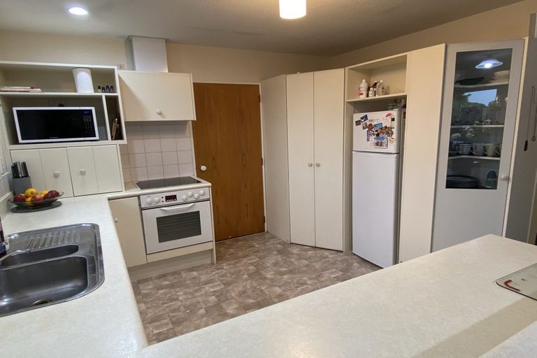 Photo of property in 2/97a Grimseys Road, Redwood, Christchurch, 8051