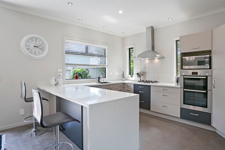 Photo of property in 19c Cooper Crescent, Cambridge, 3434