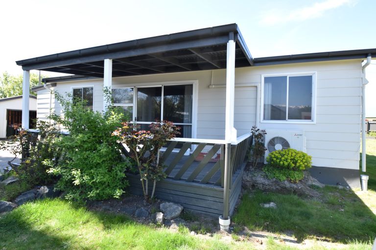 Photo of property in 16 Mackenzie Drive, Twizel, 7901