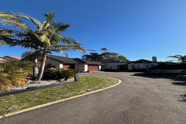 Photo of property in 72 Sovereign Drive, Papamoa Beach, Papamoa, 3118