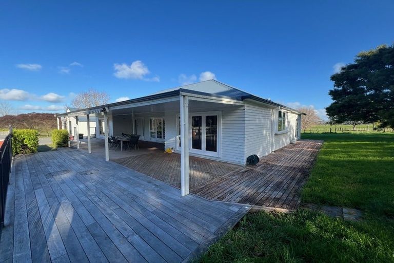 Photo of property in 327 Postman Road, Dairy Flat, Albany, 0794