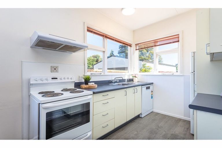 Photo of property in 16 Aylesford Street, Mairehau, Christchurch, 8013