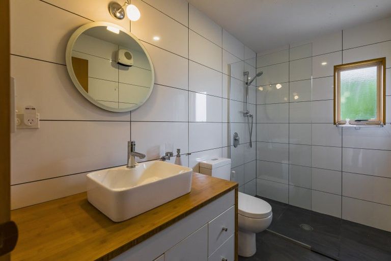 Photo of property in 12 Cobden Crescent, Bluff Hill, Napier, 4110