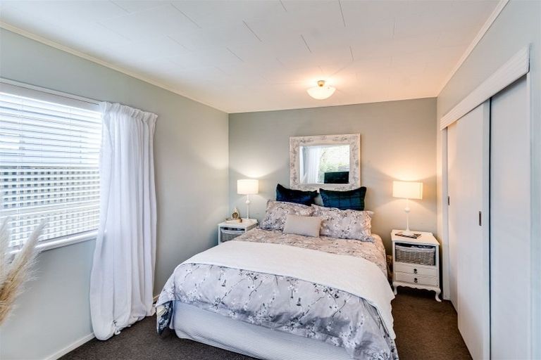 Photo of property in 43 Titoki Crescent, Pirimai, Napier, 4112