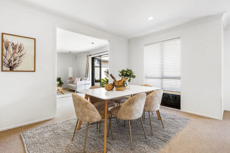 Photo of property in 5 Grenache Place, Rototuna, Hamilton, 3210