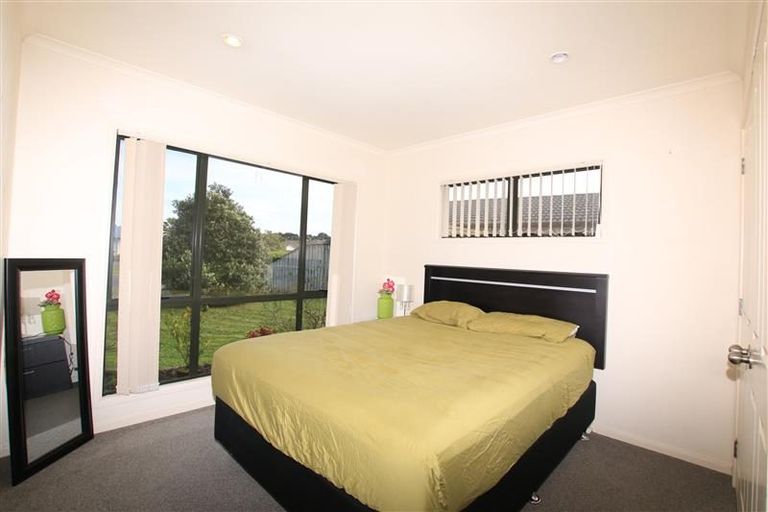 Photo of property in 86 Redcastle Drive, East Tamaki, Auckland, 2013