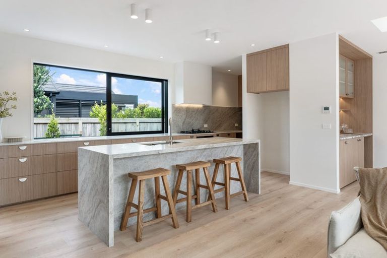 Photo of property in 21 William Gilbert Drive, Mangawhai, 0505