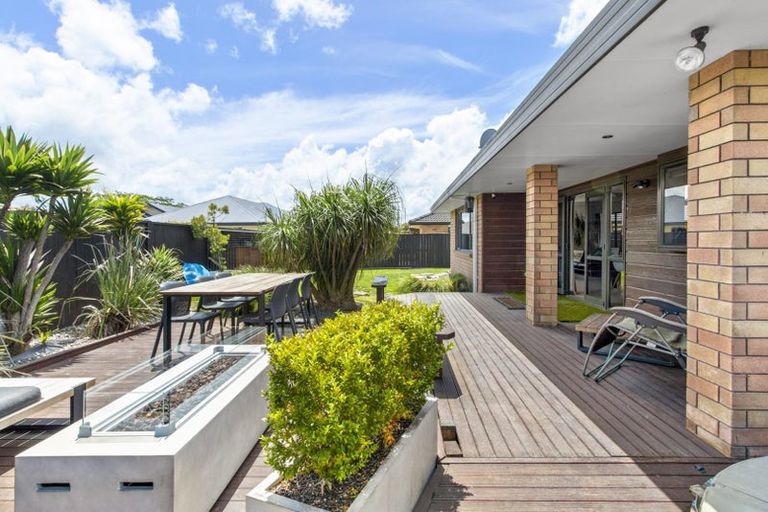 Photo of property in 5 Guildford Place, Rototuna North, Hamilton, 3210