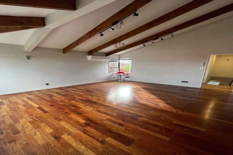 Photo of property in 18b Rangitane Street, Maupuia, Wellington, 6022