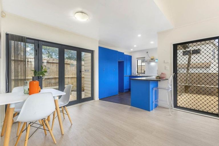 Photo of property in 6 Sime Road, Hillpark, Auckland, 2102