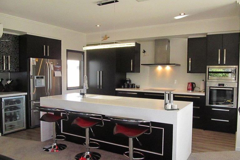 Photo of property in 28 Henderson Drive, Alexandra, 9320