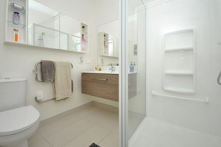 Photo of property in 16 Kanuka Road, Hobsonville, Auckland, 0616