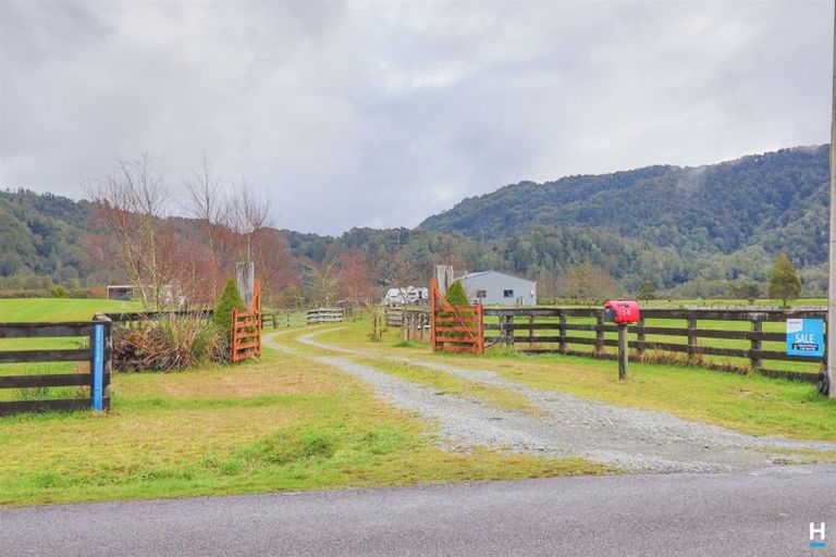 Photo of property in 156 Arnold Valley Road, Stillwater, Dobson, 7872