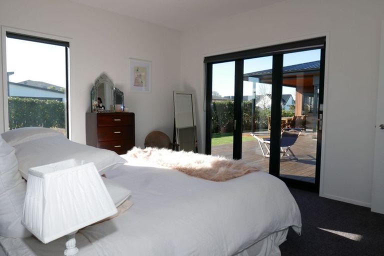 Photo of property in 1 Rostrevor Place, Mairehau, Christchurch, 8052