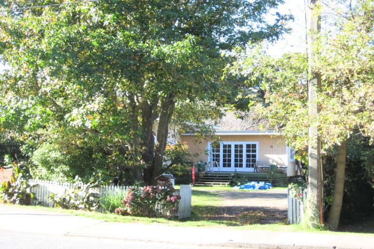 Photo of property in 54 Matai Road, Raumati South, Paraparaumu, 5032