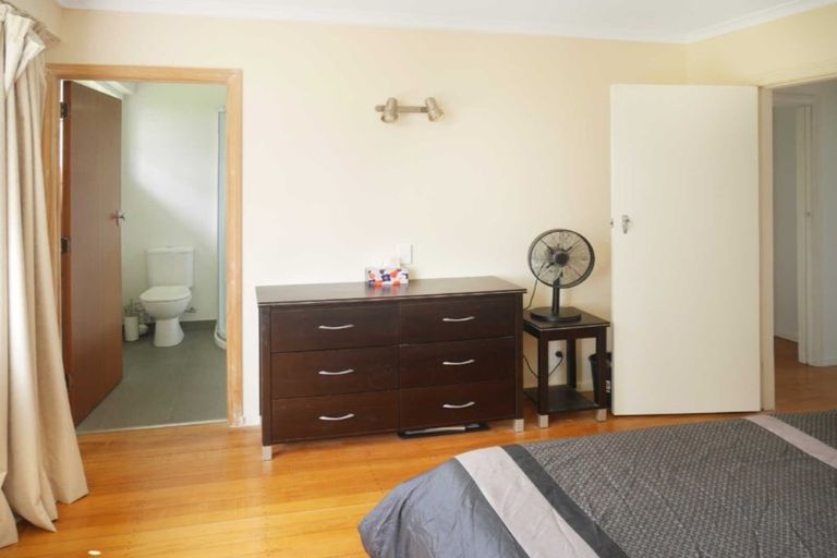 Photo of property in 279 Centaurus Road, Hillsborough, Christchurch, 8022