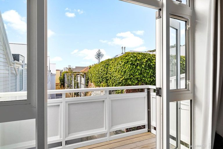 Photo of property in Pirie Street Townhouses, 20/35 Pirie Street, Mount Victoria, Wellington, 6011