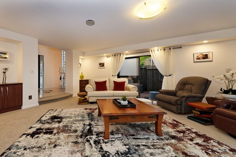 Photo of property in 157c Hobsonville Road, West Harbour, Auckland, 0618