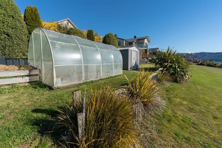Photo of property in 12 Tawera Place, Te Anau, 9679