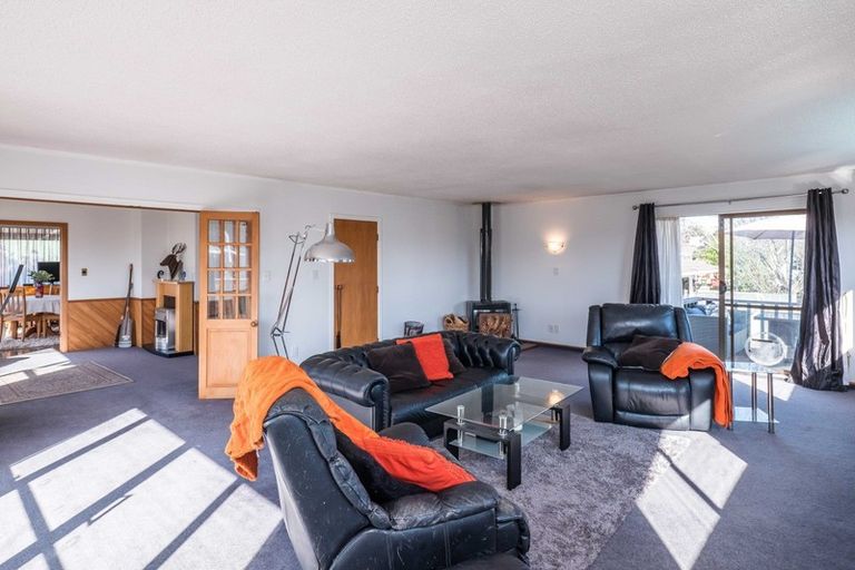 Photo of property in 92 Eatwell Avenue, Paraparaumu Beach, Paraparaumu, 5032