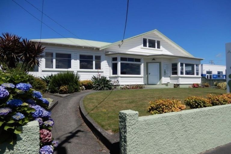 Photo of property in 47 Glover Road, Hawera, 4610