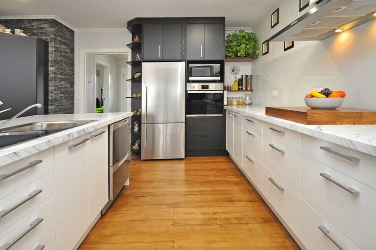 Photo of property in 1/20 Bunnythorpe Road, Papakura, 2110