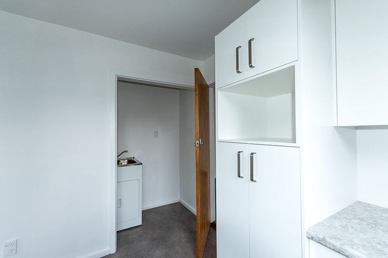 Photo of property in 2/101 Middlepark Road, Sockburn, Christchurch, 8042