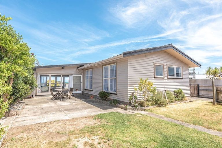 Photo of property in 178 Karaka Street, Castlecliff, Whanganui, 4501