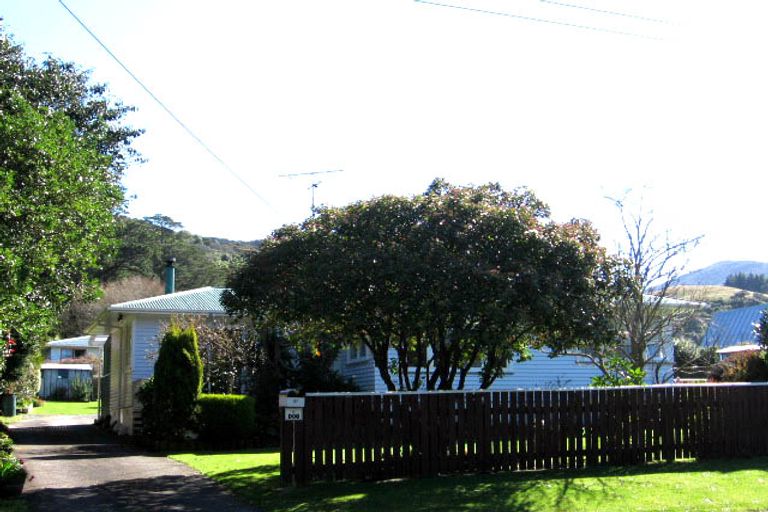 Photo of property in 57 Watt Street, Featherston, 5710