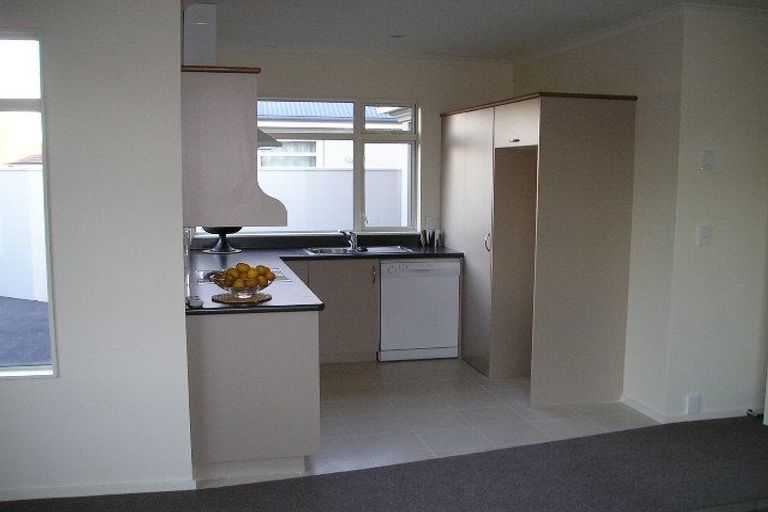 Photo of property in 2/383 Ilam Road, Bryndwr, Christchurch, 8053