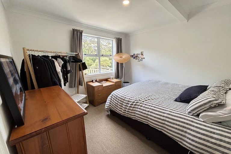 Photo of property in 121 Kelburn Parade, Kelburn, Wellington, 6012