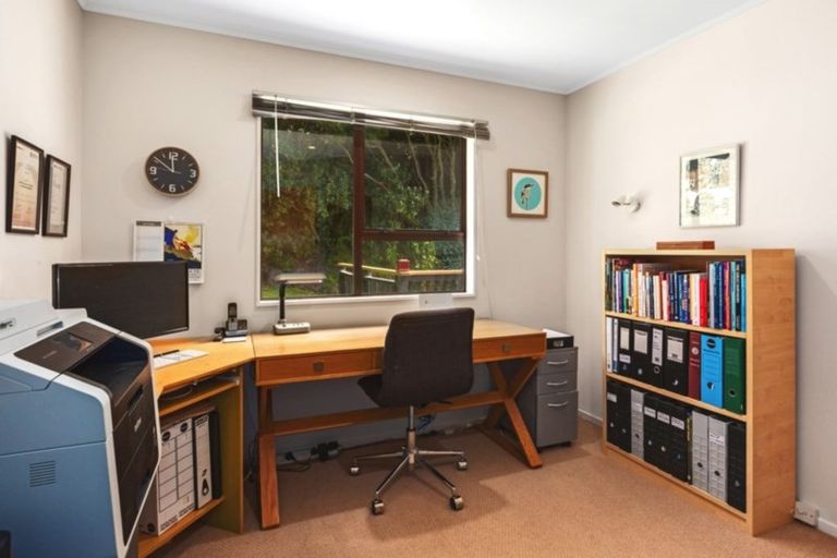 Photo of property in 14 Longitude Place, Whitby, Porirua, 5024