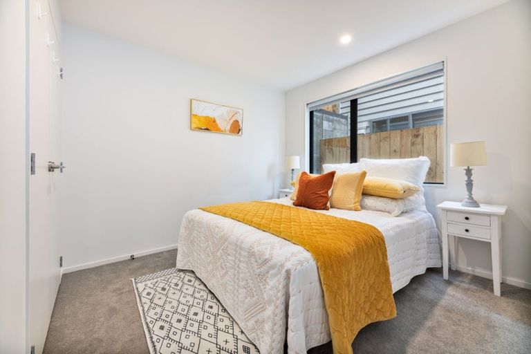 Photo of property in 2b Marina Road, Torbay, Auckland, 0630