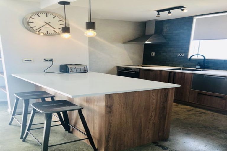 Photo of property in 11/76 Freyberg Street, Lyall Bay, Wellington, 6022