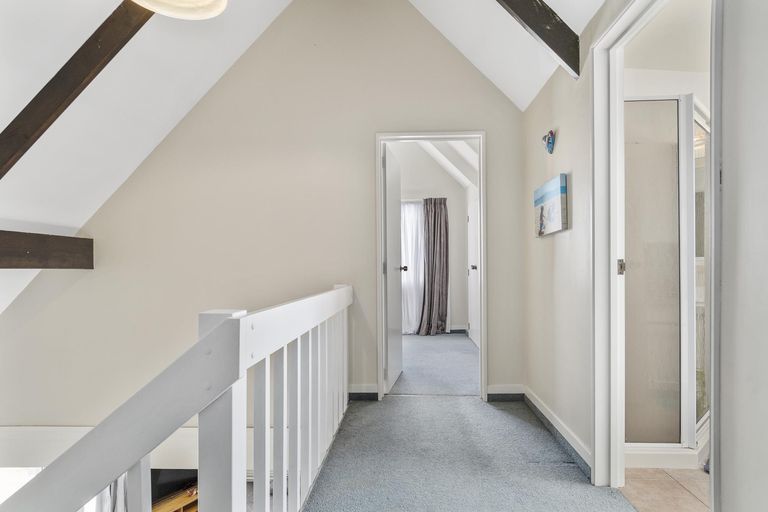 Photo of property in 12a Darraghs Road, Brookfield, Tauranga, 3110