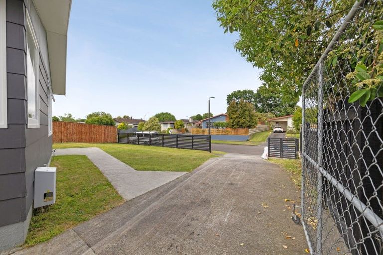 Photo of property in 49 Kimberley Grove, Westbrook, Palmerston North, 4412