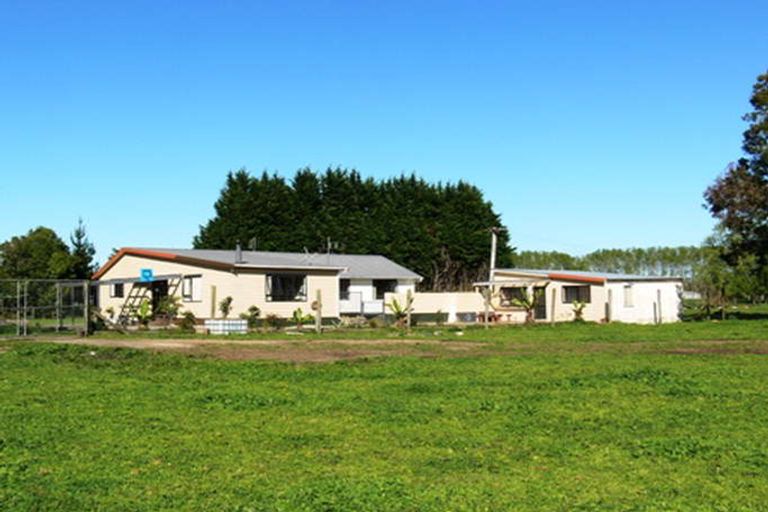 Photo of property in 99 Putiki Road, Edgecumbe, Whakatane, 3193